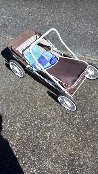 Dolls Pram Carousel 3