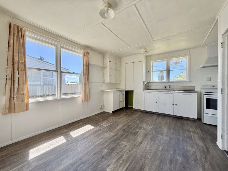 Masterton, 3 bedrooms64626400607107112