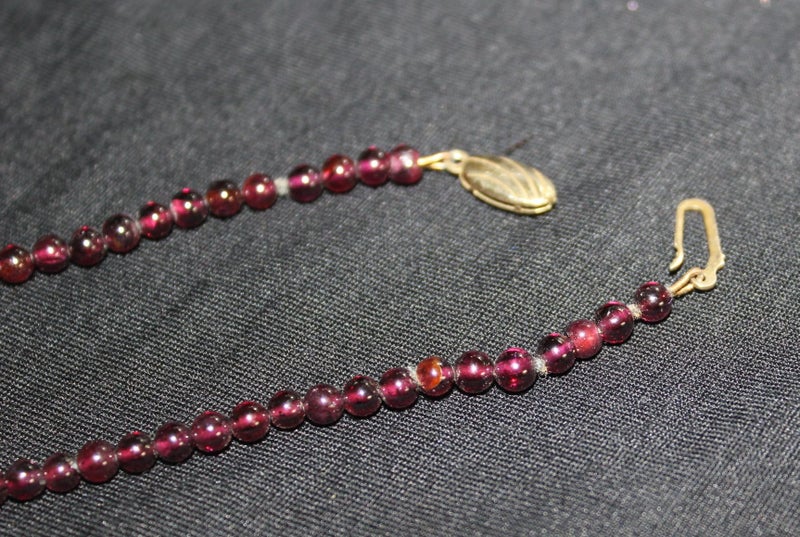 Garnet Beads Carousel 3