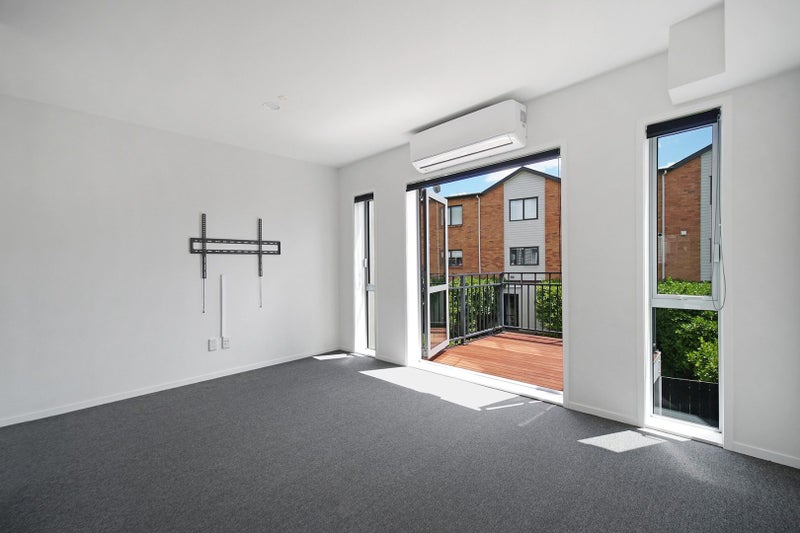 Te Atatu South, 4 bedrooms64626597154561112