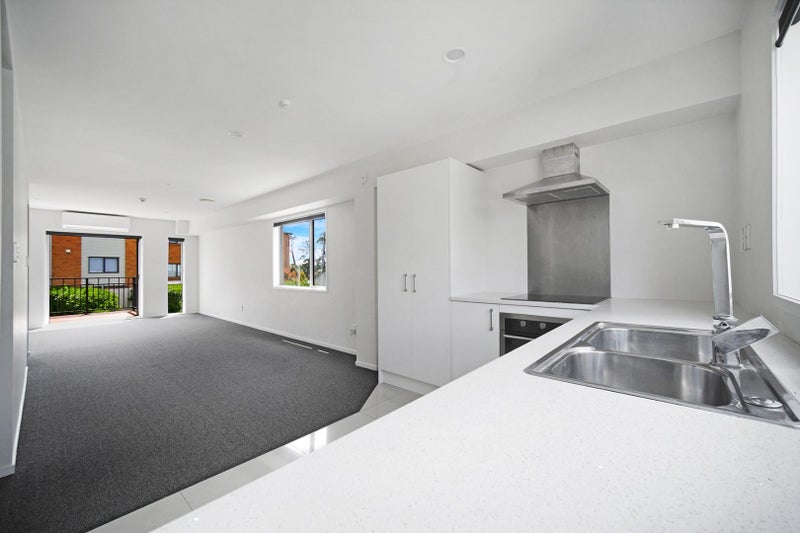 Te Atatu South, 4 bedrooms64626597154561114