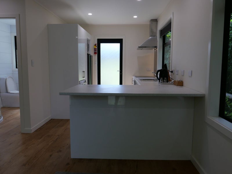 Paraparaumu, 2 bedrooms64626695759490113