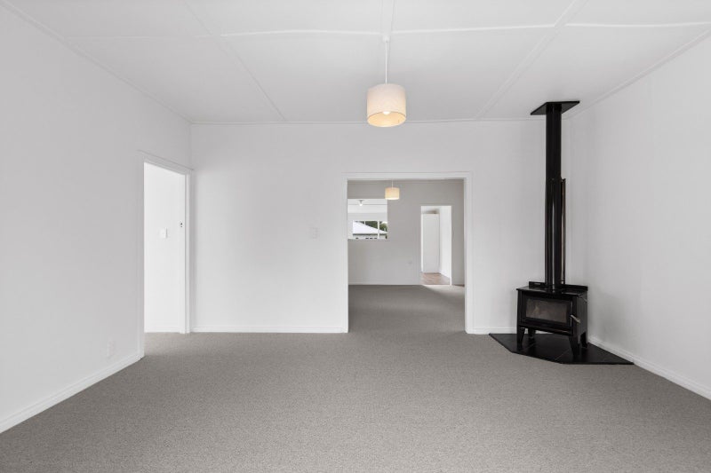 Freshly refurbished & ready to move in64626695943043112