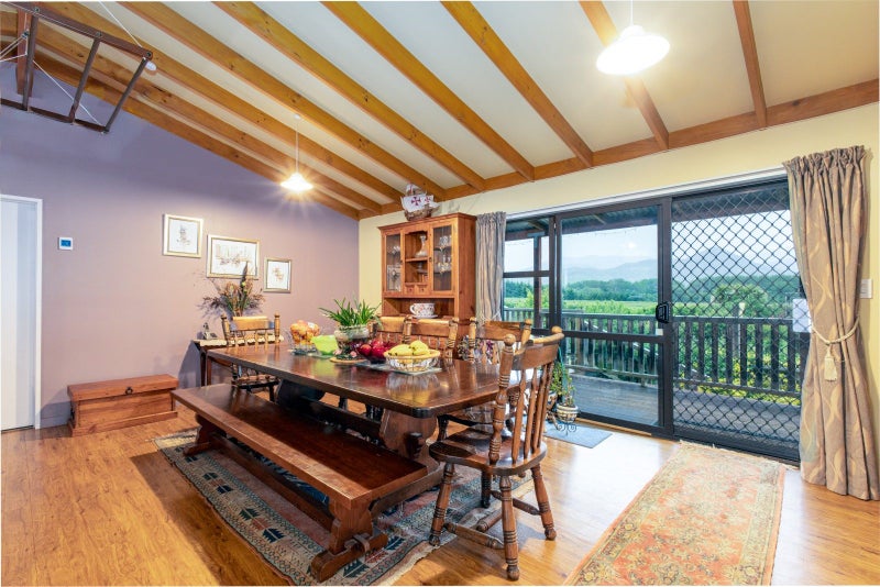 ‘Mabuhay Springs’64626795240579114