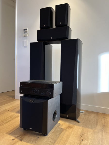 Yamaha/Denon Home Theatre System Carousel 1