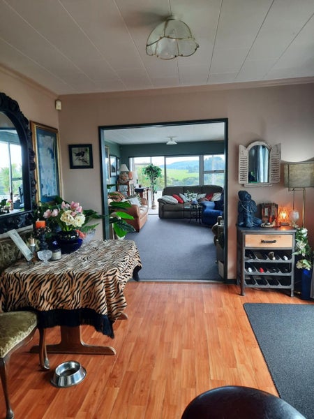 Your Ultimate Coastal Retreat64626894158723114