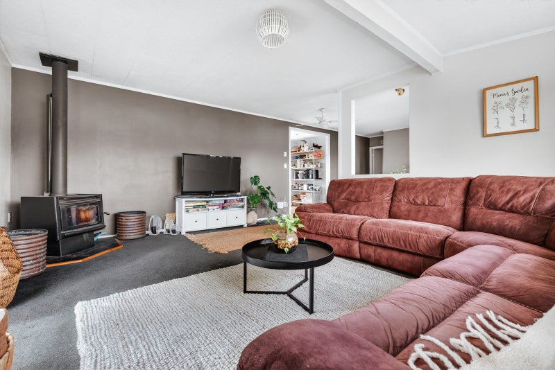 The complete family package in a top-tier street64626994127873113