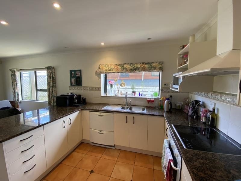 Woodridge, 4 bedrooms64626994166658112