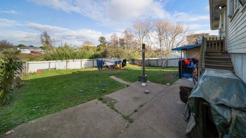 URGENT SALE Do-Up with Access to Renovate!64626994200321114