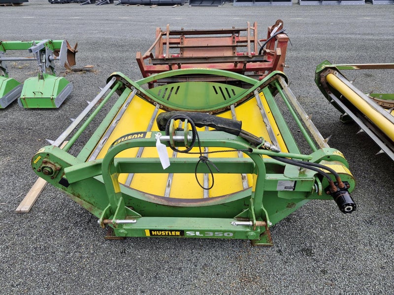 Used Hustler SL350 Bale Feeder - 2016 model ($6500 + GST) Carousel 2