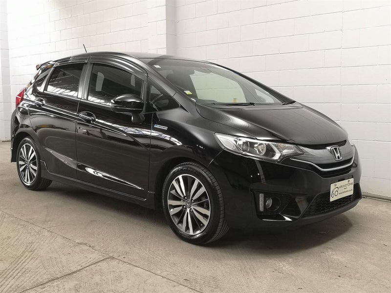 2015 Honda Fit Hybrid, camchain, nice n tidy64627180486402110