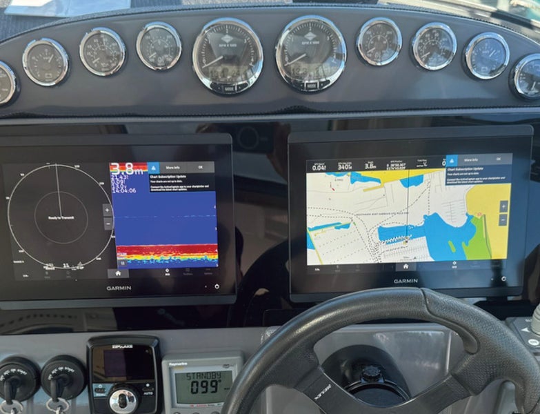 Garmin GMR HD18+ GPS, GPSMAP® 8412xsv x2, GPSMAP® 953xsv, GMS™ 10, GT23M-TH Carousel 1