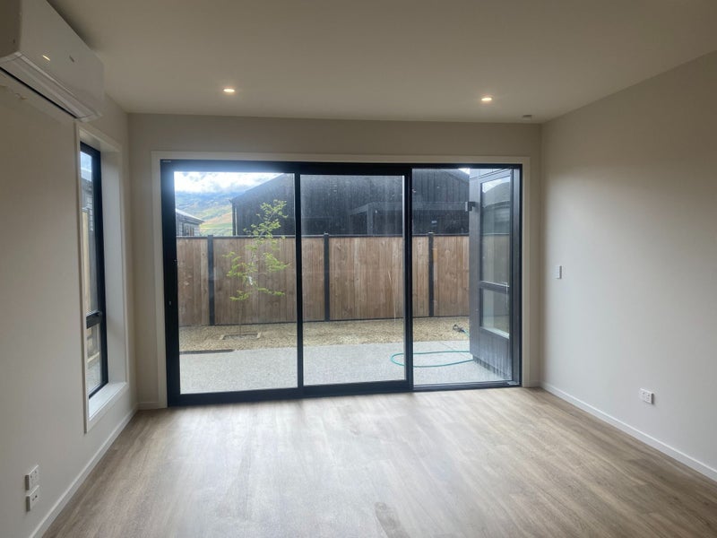 Cromwell, 3 bedrooms64627286149761113