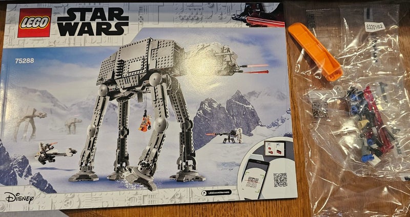 Lego Starwars 75288 :AT-AT 2020 retired set Carousel 2