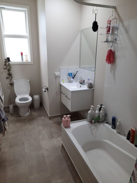 Newtown, 5 bedrooms64627286245634113