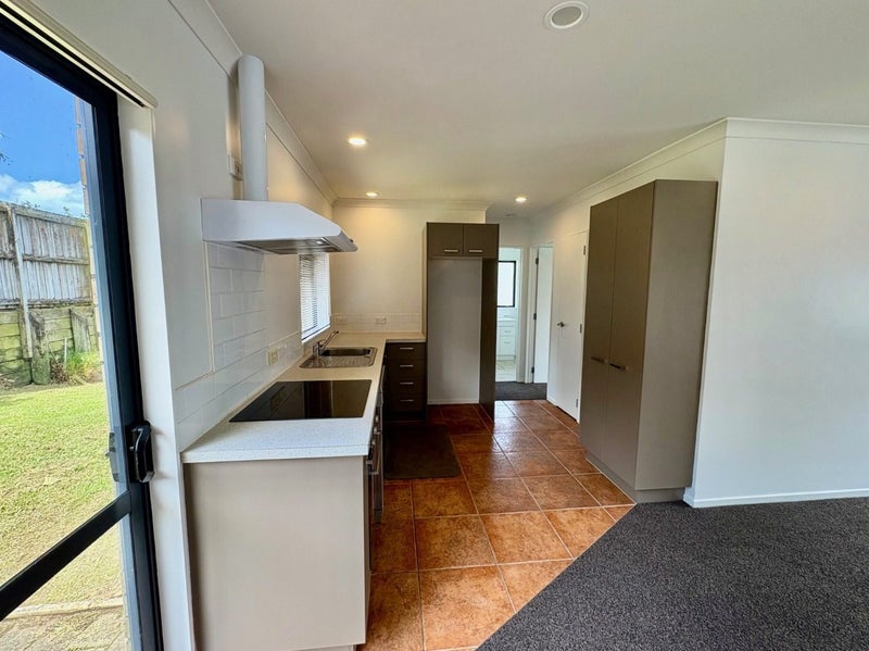 Henderson, 2 bedrooms64627384514051113