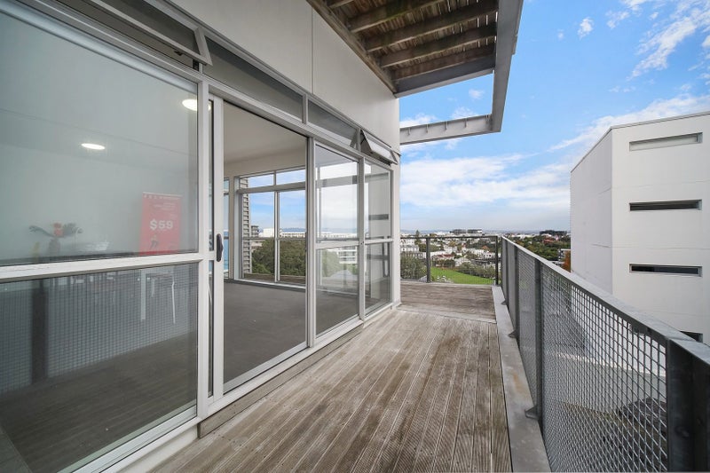 Eden Terrace, Studio64627384638849113