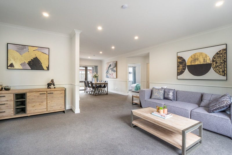 Lovely Family Home On A Spacious Section64627384653953111