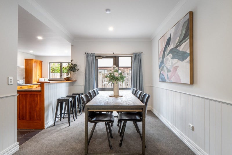 Lovely Family Home On A Spacious Section64627384653953114