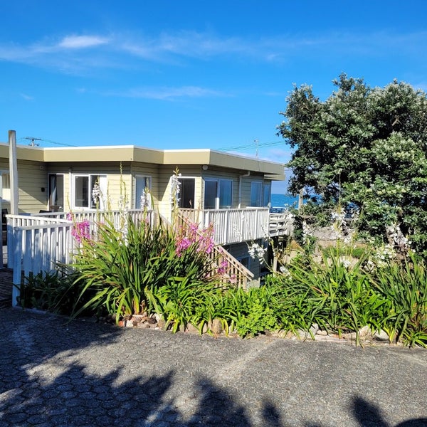 Raumati South, 5 bedrooms64627476589569110