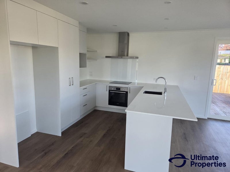 Leamington, 2 bedrooms64627476658561111