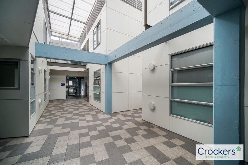 Eden Terrace, Studio64627476729857113