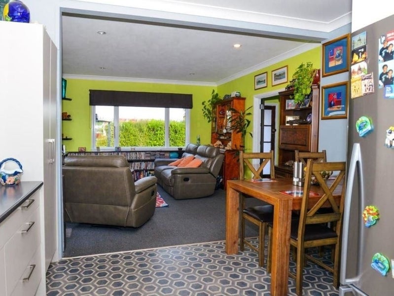 Parkvale, 3 bedrooms64627576717313114