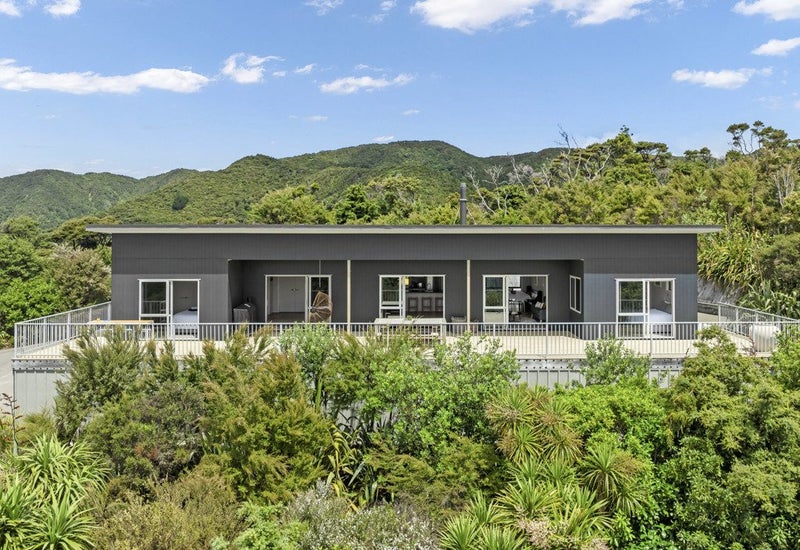 Sanctuary Above The Sea64627576744066111