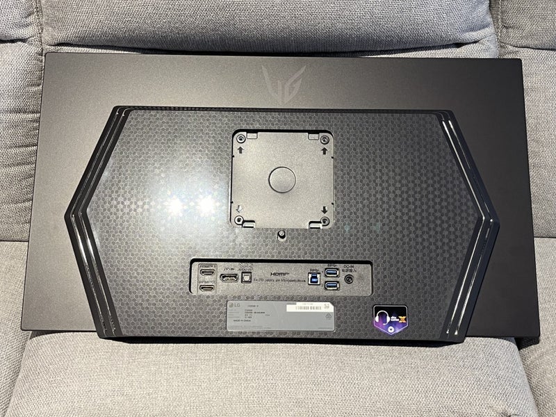 LG OLED 240Hz 1440P Gaming Monitor64627602104449113