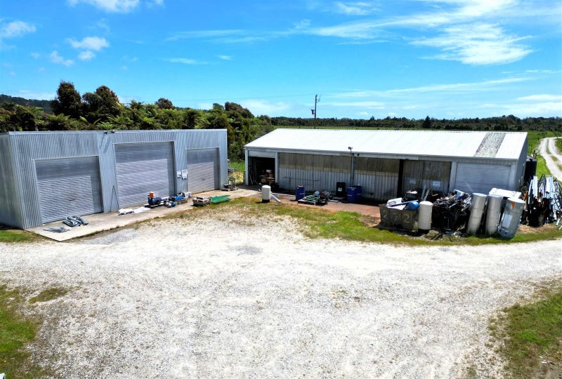 GRAZING OPPORTUNITY, NOT TO BE MISSED64627665210881113