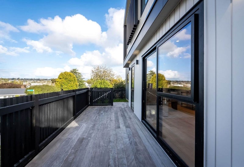 Beach Haven, 3 bedrooms64627678124801111