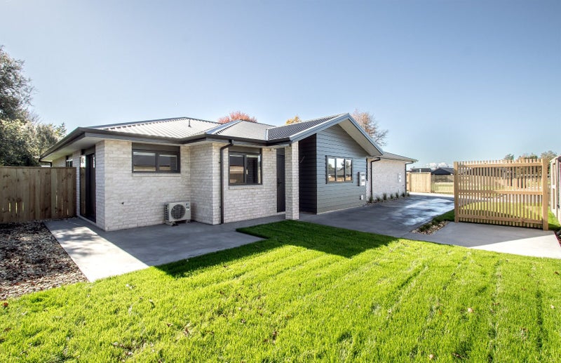 Leamington, 2 bedrooms64627665278594111