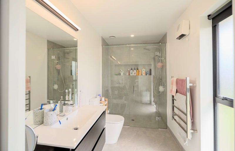 Woodend, 4 bedrooms64627678141697111