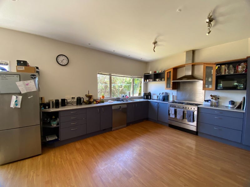 Island Bay, 5 bedrooms64627778197505113