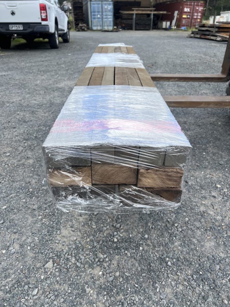 25.26 LM A-Grade Black Maire Timber (Mixed Sizes)64627815746307110