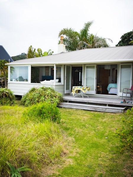 A Diamond In the Sand64627877642626112