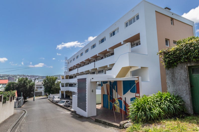 Mount Victoria, 2 bedrooms64627977929475110