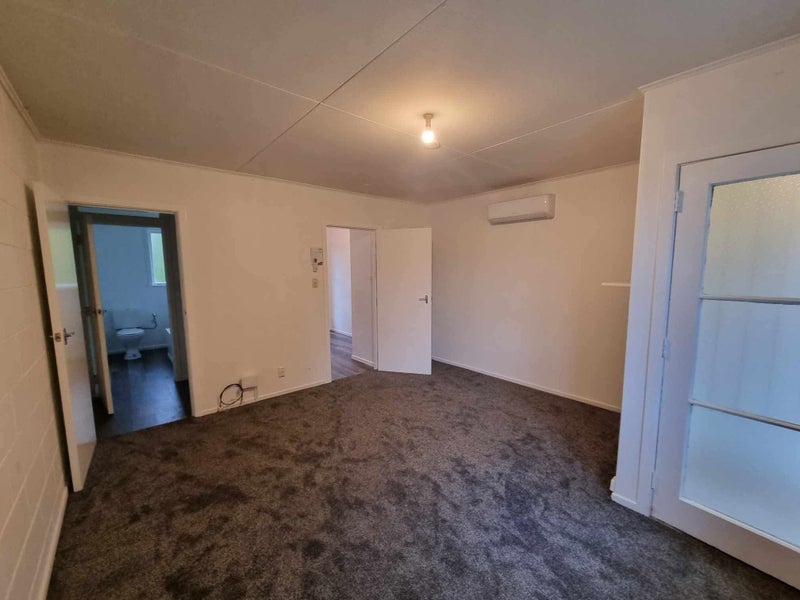 Taita, Studio64628077580418112