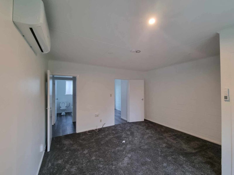 Taita, Studio64628077580418114