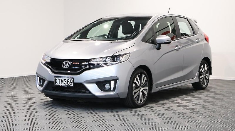 2017 Honda Jazz RS 1.5P/CVT64628163890435112