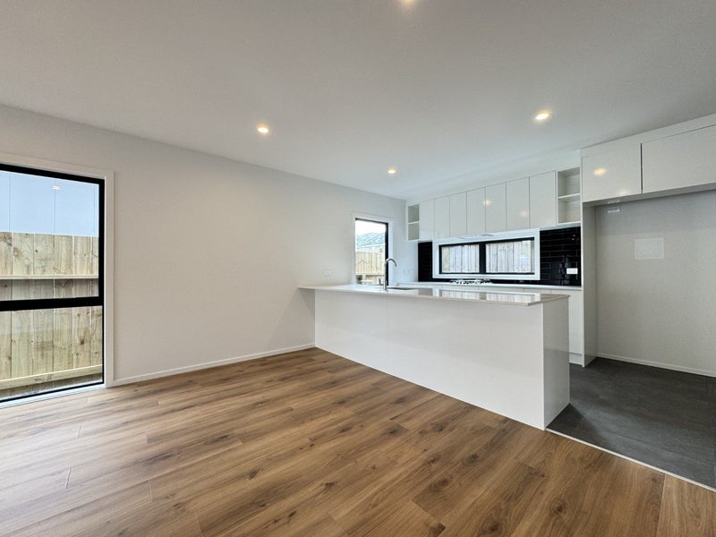 Wainuiomata, 5 bedrooms64628077681665113