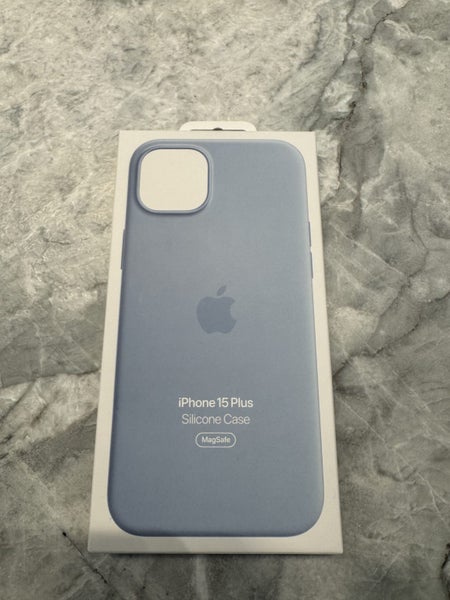 Apple iPhone 15 Plus Silicone Case with MagSafe - Light Blue Soft Touch Finish Carousel 2