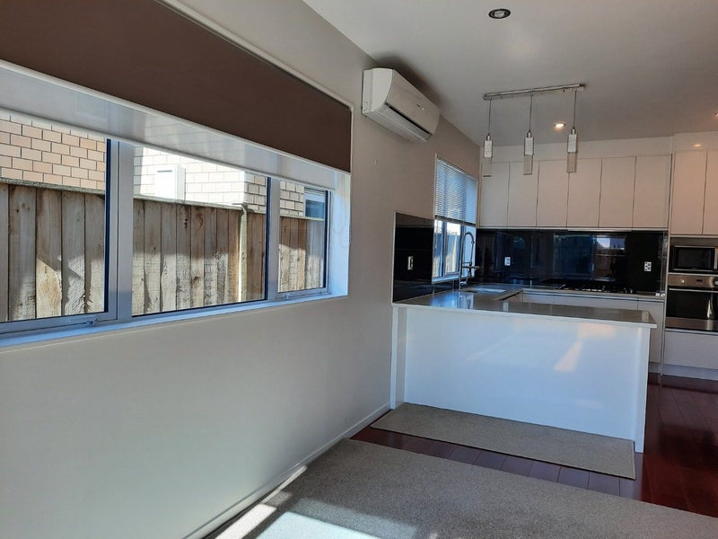 Flat Bush, 6+ bedrooms64628263046402113