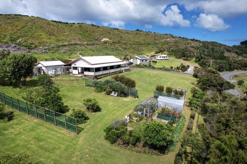 A Lifestyle Dream - Two Homes, Park-like Grounds64628374354179110