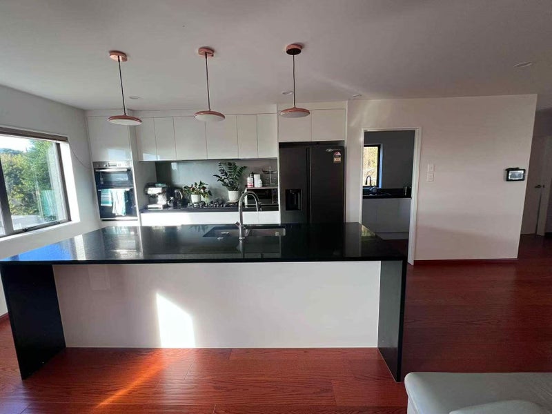 Hillsborough, 3 bedrooms64628590622977113