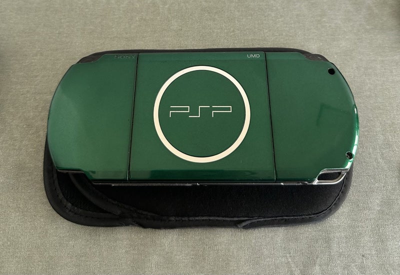 PSP 3000 – Carnival Green | 64 GB | Fully Set Up Carousel 3