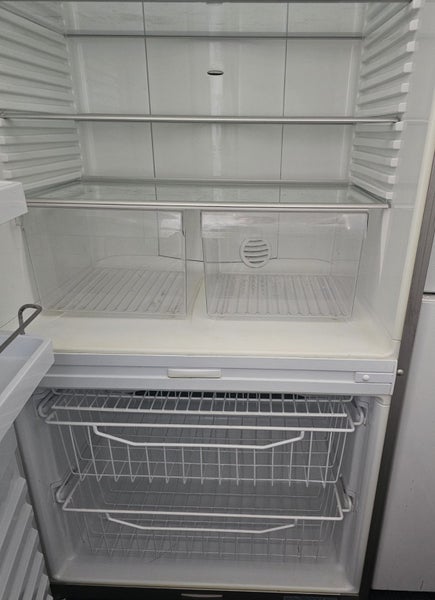 522 litres fisher and paykel brand fridge freezer Carousel 1