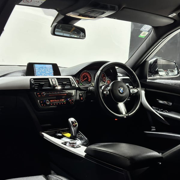 2015 BMW 320D Xdrive Touring NZ NEW 4X4 M-Sport64630336578946112