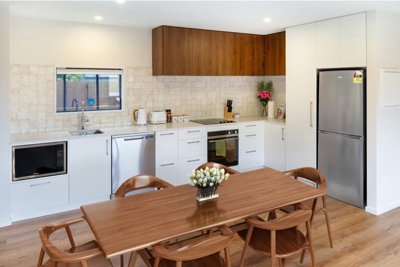 North Linwood, 2 bedrooms64630235774722110