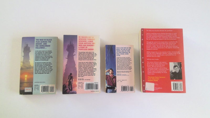 The Dark Tower by Stephen King64636052145538111